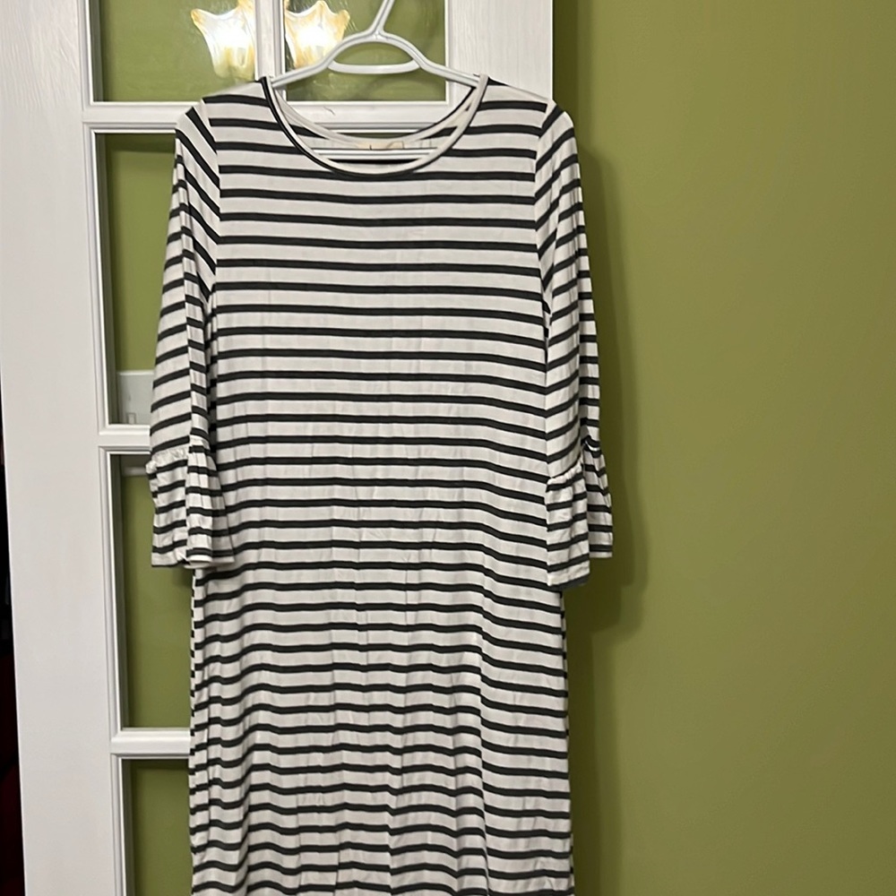 Black and white strip dress. Brand new and never worn.  Size large